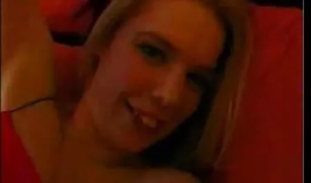 Um dem Mädchen zu zeigen, was sie mit der Waffe machen wird, liegt die Brünette auf dem Bett und dem Kopf des Penis. Und der kahle Mann wird sofort interessiert, vor allem, weil erotisnya mit Kleidung, Socken, und hat begonnen zu tun, um die Gliedmaßen zu zwingen, die Hose zu drücken. Und er nahm Sie sofort zurück. Öffnen Sie Ihre Beine in verschiedene Richtungen und drücken Sie Ihre Lippen, lecken Sie Ihren Hut Qualität. Er steckte zwei Finger in die Vagina und ein Loch mit ihnen. Er saß auf seiner Schulter und bekam eine Antwort als Brosche auf den Verlobten. Davalka leckt nicht nur ihre Muschi, sondern auch ihre Hände, die die große Banane mehr machen, und den Hund, der sich in der Mitte porno kostenlos reife frauen der Sache befindet. Dann verwandelte der Mann ihn in einen Hund, weil er von hinten groß war und ihn in den Mund nahm.