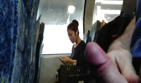Sie saß mit dem Telefon in der Hand und sprach mit dem Mann, sie fand einen gutaussehenden Mann, einen Liebhaber der schönen Frisur mit Brille und einem Tattoo auf ihrer Hand. Sie mag den Weg und so beschlossen, sie zu einer Kaffeetasse einladen, ihn zu besuchen, die sie sicherlich dieses Wort genehmigt, Sohn. Als Ergebnis, er diese schöne Dame in Mund und pussy, legte einen Finger in den Arsch, geben sexfilme reife frauen Ihr einen blowjob, und Sie alle hatten einen Orgasmus.
