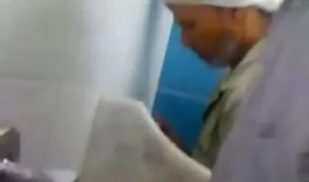 Paare, die gerne mit intimer Liebkosung prahlen, bedrohen sie vor der Kamera. Sie wählen Fremde ihre Gesichter zu verbergen, und sie geschickt Webcam-Spiel. Das Mädchen, lange Beine und berührte ihre Muschi, während sie sich vorbereiten, alte frauen sexfilme kostenlos legte Kondome in den Kofferraum Ihres Autos.