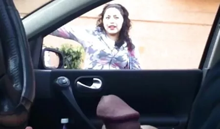 Sein Chef, der Chef eines reifen und sexy genug für die Liebesmomente allein mit seinem eifrigen Liebhaber, einem sexfilme mit reifen frauen Lader, der in diesem Lagerhaus arbeitet, schließt sich ihm an, während er großen Spaß an diesem Sex hat. Es ist der Mann mit einem glücklichen Herzen, aus dem sie die Frau schnell mit dem Sperma füllte.