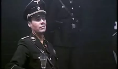 Das Mädchen stahl einen Feigling, reife frauen porno kostenlos offenen Zugang zu dem Loch und stand als Pilot des Mitglieds. Dies ist seine Position, er wird sich nicht ändern, und die Bauern müssen innen nass lecken.