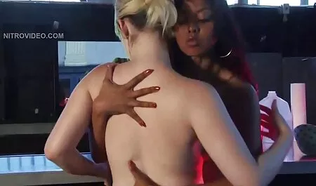 Schwarze Frau, die sich im Schlafzimmer ausruht und wie üblich über alles hintereinander spricht. Eine der Muscheln schien versehentlich deine Brüste zu geben und begann pornofilm mit reifen frauen mit ihnen zu spielen, und nach einer Minute waren beide nackt. Ein schwarzes Mädchen, schöne Muschi ihrer besten Freundin, positive Operation mit nasser Zunge. Dann bekam er Krebs und Cooney arbeitete auch mit seinem Finger in das Loch.