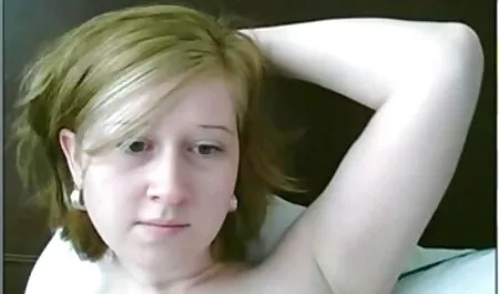 Um neue Empfindungen im Bett zu bekommen, trifft eine junge Frau mit großen Titten einen reifen Mann, der für mich getestet hat. Der kahle Mann bat sie, ihre Titten zu sehen und dann sofort ihre Muschi zu nehmen. Er spielte mit den Fingern, drückte Brottropfen und lag nackt auf der Couch. Ich stecke einen Penis in seinen Anus und lasse ihn selbst erkennen, wie sehr ich ihn liebte. Dann setzte sie sich auf die Knie, warf beide Beine auf die Schultern, und sie hat deutsche reife frauen porno versucht, zum ersten Mal im Leben Sex mit einem sehr Fett. Geben Sie den Ort den Rittern, später Krebs, und befindet sich auf der Schulter mit einer Trennrolle. In dieser position, schmied ziehen finish und drücken sie start loch entwickelt durch sperma von außen.