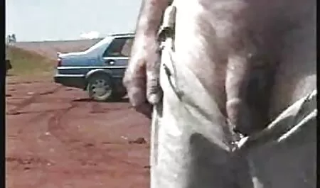 Die Leute werden ihrem Liebhaber zeigen, was sie an Spielen mit Erwachsenen mag, und als sie sich zu ihm zurückdrehte, hob sie ihren Rock hoch, damit sie Strümpfe mit großen Löchern im Arsch sehen konnte. An der Unterseite der Socken, Die Blondine kein Höschen so, wenn die Frau biegt und streckt Brot in eine reife pornofilme andere Richtung. Er kann die Löcher Montag sehen. Dann begann er sich auszuziehen. Sie streichelte Pussy wickelte sie in der Hand und ließ ihre Socken allein, werden krebsartig und beginnen, den Ort mit den Fingern massieren. Ich sammle Öl an meinem Finger und schmiere das Rektum mit gutem Öl. Dann legte sie ihre Hand auf ihren Arsch und bat die Mitglieder zu masturbieren. Es ist Krebs geworden, ein Mann in anal und Blick auf die Frage.