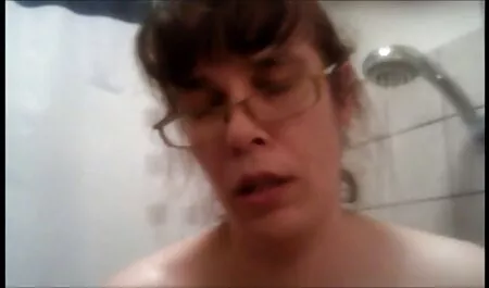 Die Schwestern stoppen ihren Bruder von der Berührung und geben dir reife frauen sexfilme einen Blowjob. Dann rauchte er seinen Vater, und als sich alle zum Abendessen am Tisch versammelten, stellen Sie sicher, dass der Mann ihm eine Familie gegeben hatte, und sie kommen in seinen Mund.