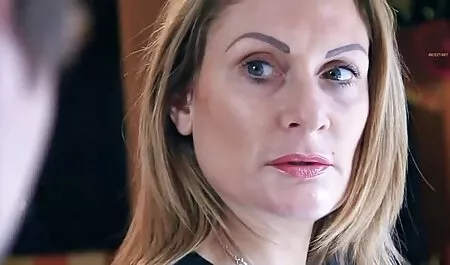 Nach kostenlose reife frauen pornos kurzen Präsentationen trafen zwei schöne junge Paare die Entscheidung, dass die Bekanntschaft in einer intimeren Atmosphäre fortgesetzt werden sollte und beginnen sollte, Sie mit dem Körper zu tun. Setzen Sie die Mädchen zusammen für unsere gegenseitige Streicheln und sofort das Paar ändern. Frauen wandten sich an den Mann und begannen, Mitglieder von ihnen mit einem Blowjob zu treffen. Sie legten den Jungen in die Mitte und umgaben ihn mit ihrer Aufmerksamkeit. Eine Frau zwei Mitglieder zur gleichen Zeit, und die Öffnung ihrer Oberschenkel geben ihrem Freund eine Muschi lecken. Sie versammeln Frauen zusammen, vergewaltigt von zwei Mitgliedern und getrennt, um Liebe zu machen, wählen Sie verschiedene Positionen für Sex. Ein Mädchen erscheint im Mund, steckt in Arsch und Kuss.
