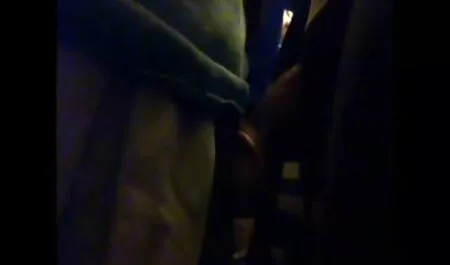 Ein besonderes sexy Mädchen trägt ein Hemd mit Krawatte, um die Größe ihrer Titten zu betonen. Aber porno mit reifen er wird nicht für Sie sorgen, um überhaupt zu spielen, er beschloss, einen Spaß zu geben, Orgasmus, mit, Blowjob und so kniete er nieder und half, bis zum Ende zu kommen und zuversichtlich, es in den Mund zu nehmen. Er spielte mit seinem Kofferraum, küsst und schluckt weiterhin Biss umweltfreundlich und hört nicht auf zu saugen. Als Ward anfing zu zerreißen, schaue ich ihm in die Augen.
