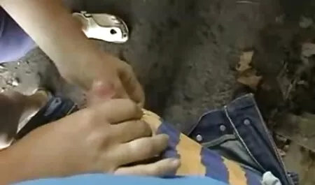 Als er aufwachte, wollte er Gymnastik machen, er begann sich zu bewegen und sich bewusst zu sein, dass Teile seines Körpers völlig anders sind, sollten sich aufheizen. Lebendige Perlen machen uns fühlen und erfordert Aufmerksamkeit und Zuneigung. Ein Freund ging zum Spiegel, leckte die Dunkelheit mit der Zunge und kniete auf dem Boden. Sie zog ihren BH aus, um seine Brust zu berühren und in den Spiegel zu schauen, als sie streichelte, umso mehr, um wieder anzufangen. Guy steht nackt, nass mit einem hammer und reibt die Haut seiner masturbieren auf dem Bett. Ich strecke meine Lippen in verschiedene Richtungen, gespiegelt und den Finger darauf. Ich rollte zur Seite, entfernen Sie die Heckkappe zu Schwanz und begann es wieder in das Loch zu setzen. Sie legte kostenlose sexfilme von reifen frauen die Glasgliedmaßen in die Muschi und überraschte mit Spielzeug. Ich lege den Ball in den Anus und nehme ihn heraus, setze mich auf den Stuhl, so dass der Mann anal mit Milch aus dem Einlauf füllt.
