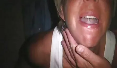 Die berühmte Pornodarstellerin Sarah Wandella spielte in mehreren Folgen der Serie Full XXX Beach. und die einzige in dieser Episode, die Sie jetzt sehen können. Nur mit seiner Geliebten ist die Hauptfigur des Films sofort Krebs ausgesetzt, vor ihm und fing an, sie wie einen Hund zu ficken. Bald überwältigt reife porno tube Sarah Wandella die Glieder eines Mannes in einem XXX Beach lustigen und kraftvollen Sprung wie ein erfahrener Pilot.